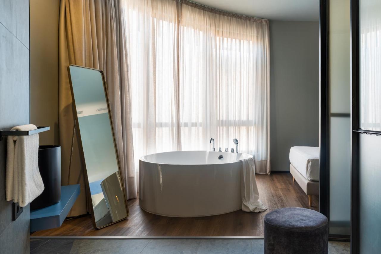 Muralla Sevilla Suites By Lola Exterior foto