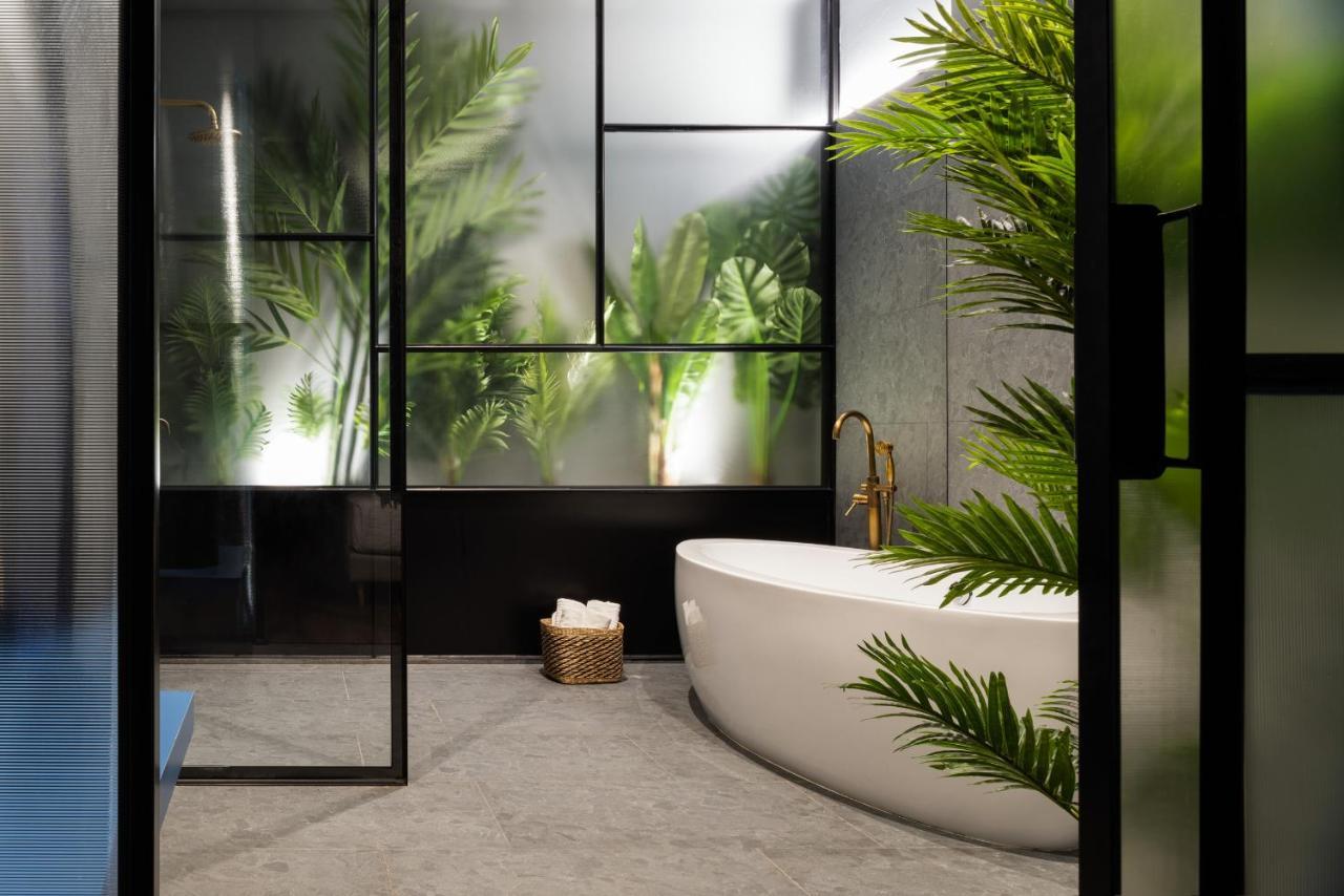 Muralla Sevilla Suites By Lola Exterior foto