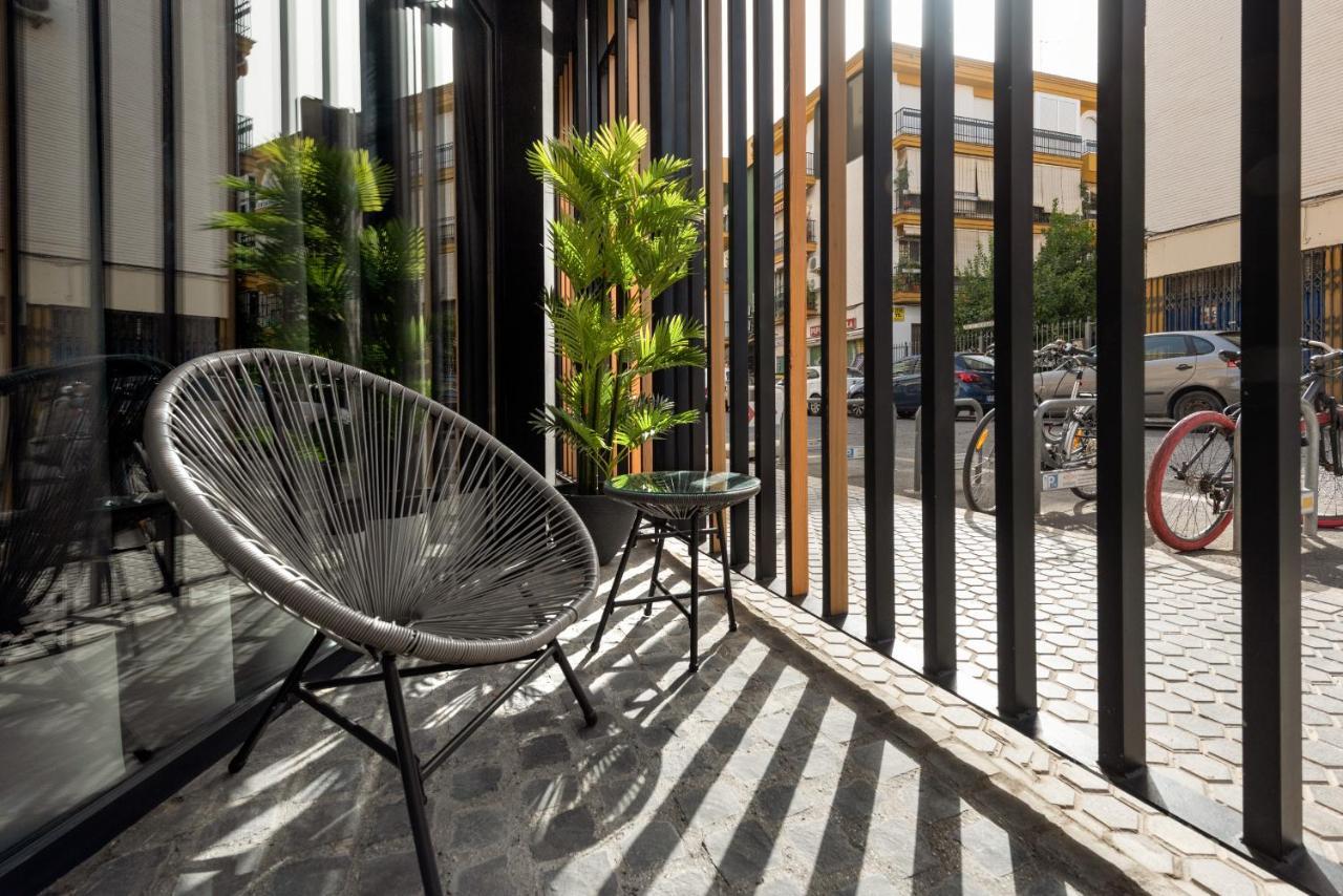 Muralla Sevilla Suites By Lola Exterior foto